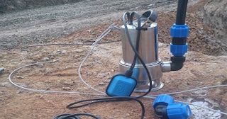 Установка дренажного насоса в каменке - услуги от СантехДомКам, расценки от 3115 рублей
