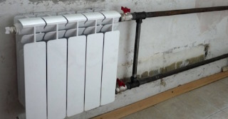 Установка биметаллических радиаторов отопления в квартире в каменке - от 2077 руб.